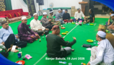 Diskusi Sejarah: Islamisasi Kalimantan Selatan dan Kekerabatan Kesultanan Banjar dengan Walisongo 'Keakraban NA'AT Banjar Bakula'