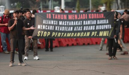 Demo di Jakarta, Warga Rantau Bakula Menuntut Keadilan Di Tengah Pertambangan PT MMI