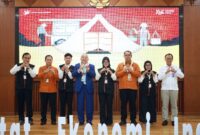 Gubernur H. Muhidin Resmi Canangkan Pelaksanaan Sensus Ekonomi 2026: Masyarakat Diharapkan Terima Petugas dan Berikan Data yang Jujur, Benar serta Lengkap (foto:adpim)