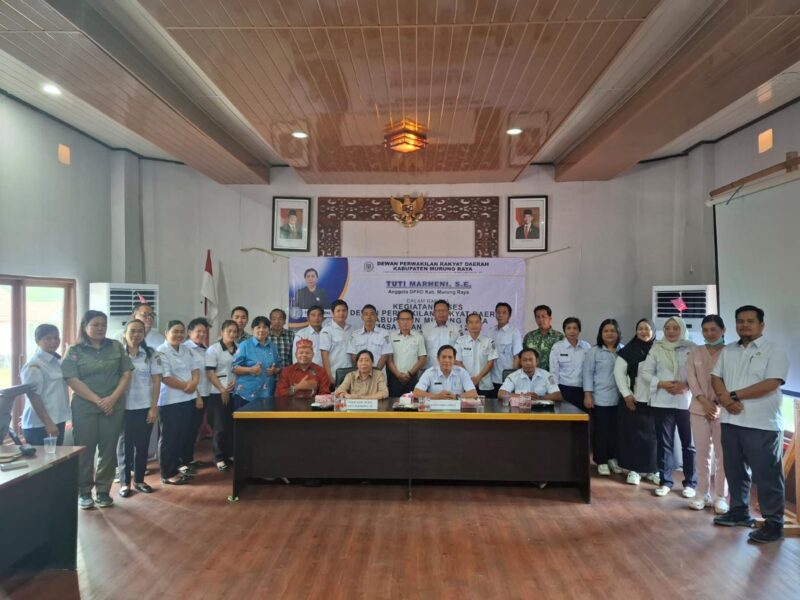Anggota DPRD Tuti Marheni  ( Foto Maya )