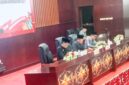 Rapat Paripurna DPRD Kabupaten Murung Raya dalam agenda penyerahan KUA-PPAS RAPBD Tahun Anggaran 2027 serta penyampaian hasil reses anggota DPRD di Ruang Rapat Paripurna DPRD Murung Raya. (foto: Maya)