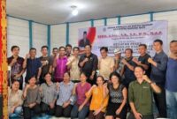 Anggota DPRD Kabupaten Murung Raya Bebie saat berdialog dengan warga pada kegiatan reses di Desa Saruhung, Kecamatan Tanah Siang, yang turut dihadiri masyarakat Desa Soloi dan Desa Kolam untuk menyampaikan berbagai aspirasi pembangunan. (foto: istimewa)