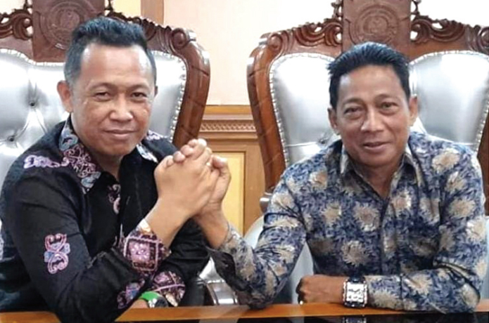 Anggota DPRD Mura Johansyah (kiri),foto:istimewa)