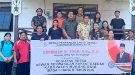 Friedrich D. Yoga saat melaksanakan reses di Kecamatan Murung (foto: istimewa)