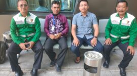 Andi Perwakilan Pihak Korban dan Pihak Perusahaan Yanuar di kantor MBP di Banjarmasin