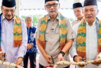 Gubernur Kalsel : Komitmen Pemerintah Meningkatkan Kualitas Pelayanan Masyarakat, Gedung Baru Asrama Haji Diresmikan (foto:adpim)