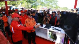 Gubernur Haji Muhidin Tekankan Patroli Terpadu dan Perkuat Deteksi Dini Titik Panas (foto:adpim)