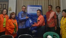 200 Paket Sembako untuk Jemaat dan Pekerja Gereja GPIB Maranatha