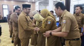Wabup Syairi Lantik Pejabat Administrator dan Pengawas Lingkup Pemkab Kotabaru