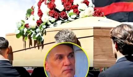 Tangis Maldini Iringi Kepergian Franco Baresi, Milan Kehilangan Kapten Abadi