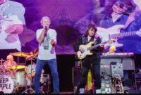 REUNI LEGENDA – Ian Gillan, Ritchie Blackmore dan Ian Paice serta Roger Glover (tak nampak di gambar ) kembali berbagi panggung bersama Deep Purple setelah 33 tahun terpisah (Foto Tangkapan layar)