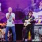 REUNI LEGENDA – Ian Gillan, Ritchie Blackmore dan Ian Paice serta Roger Glover (tak nampak di gambar ) kembali berbagi panggung bersama Deep Purple setelah 33 tahun terpisah  (Foto Tangkapan layar)