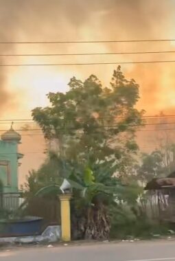 Karhutla Liang Anggang Meluas, Asap Ganggu Pengguna Jalan Trans Kalimantan