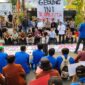 AKSI MAHASISWA – Ratusan mahasiswa Aliansi BEM se-Kalimantan Selatan saat menyampaikan aspirasi di depan Gedung DPRD Kalsel, Kamis (20/8/2026). (foto:istimewa)