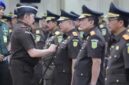 Jaksa Agung Sanitiar Burhanuddin resmi melantik 15 Kepala Kejaksaan Tinggi (Kajati) hingga Pejabat Eselon II di Lingkungan Kejaksaan Agung (Kejagung), pada Selasa (11/8). (Dok. Kejagung/ Istimewa)

