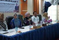 Bunda PAUD Neli Rangkul Warga Wajibkan Anak Satu Tahun Pra Sekolah