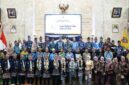 Gubernur H. Muhidin dan Wagub Hasnuryadi Sulaiman Hadiri Rapat Paripurna Hari Jadi Provinsi Kalimantan Selatan ke-76 Tahun (foto:adpim)