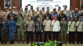 Silaturahmi Menko Polkam Bersama Forkopimda Kalsel dan Bupati/Walikota dan Tokoh Masyarakat se- Kalsel, Wagub Hasnuryadi: Jaga Stabilitas, Perkuat Sinergi Pemerintah Daerah dan Pemerintah Pusat (foto:adpim)