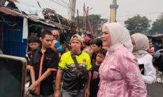 Hj Ananda Tinjau Korban Kebakaran Pasar Lama, Pemko Siapkan Bantuan