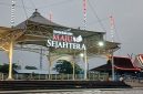 Kawasan Siring dan Balai Kota Banjarmasin Semakin Dipercantik Dengan Lampu Hias