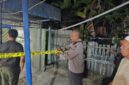 RUMAH KORBAN - Rumah korban saat dipasang garis polisi oleh pihak Polres Banjar, Senin (31/8/2026) malam. (foto:istimewa)
