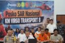 Menhub Dudy Purwagandhi didampingi Kepala Basarnas M Syafii dan Kapolda Kalsel Irjen Pol Rosyanto Yudha Hermawan saat memberikan keterangan pers terkait kecelakaan KM Virgo Transport 8 di Pelabuhan Trisakti Banjarmasin, Minggu (13/9/2026). (foto: SUMA/brt)