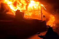 Api Amuk Pasar Lama Jelang Subuh, 21 KK Kehilangan Tempat Tinggal dan Usaha