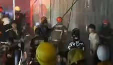 BREAKING News! Diduga Dibakar Pria Gangguan Jiwa, Alfamart Km 13 Gambut Terbakar, Satu Tewas