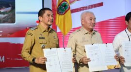 Gubernur Kalsel Haji Muhidin dan Bupati Tanbu Andi Rudi Latif (foto: adpim)