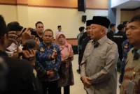 Gubernur Kalsel Haji Muhidin Saat Bersama Wartawan
