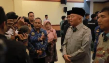 Gubernur Kalsel Haji Muhidin Saat Bersama Wartawan