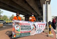 Bagikan Masker Upaya Pemkot Banjarmasin Sosialisasikan Kesehatatam di Tengah Kabut