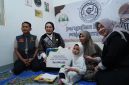 Bunda PAUD Banjarmasin Salurkan Tabungan Pendidikan Rp5 Juta untuk Anak Guru Honorer yang Wafat