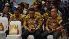 Wali Kota Yamin Hadiri Arahan Pimpinan Daerah, 52 Lurah Banjarmasin Didorong Optimalisasi Penanggulangan Karhutla Wali Kota Yamin Hadiri Arahan Pimpinan Daerah, 52 Lurah Banjarmasin Didorong Optimalisasi Penanggulangan Karhutla