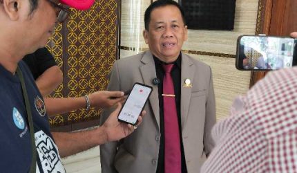 Wisuda Sarjana XX dan Angkat Sumpah Profesi Ners UCB, Lulusan Didorong Berkontribusi bagi Masyarakat