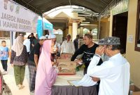 Masjid Jami Baitul Abror Gelar Program Bahan Pokok Murah Dari Jamaah Untuk Jamaah