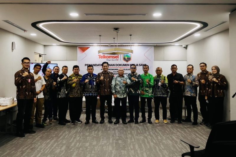 Bupati Kotabaru Perkuat Transformasi Digital Lewat Kerjasama Dengan Telkomsel